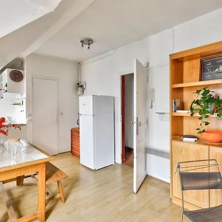 Cosy Under The Roofs Of Lejlighed Paris