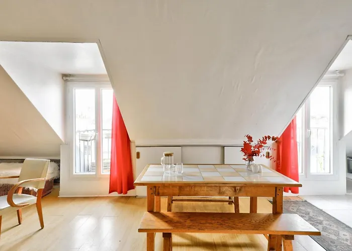 Cosy Under The Roofs Of